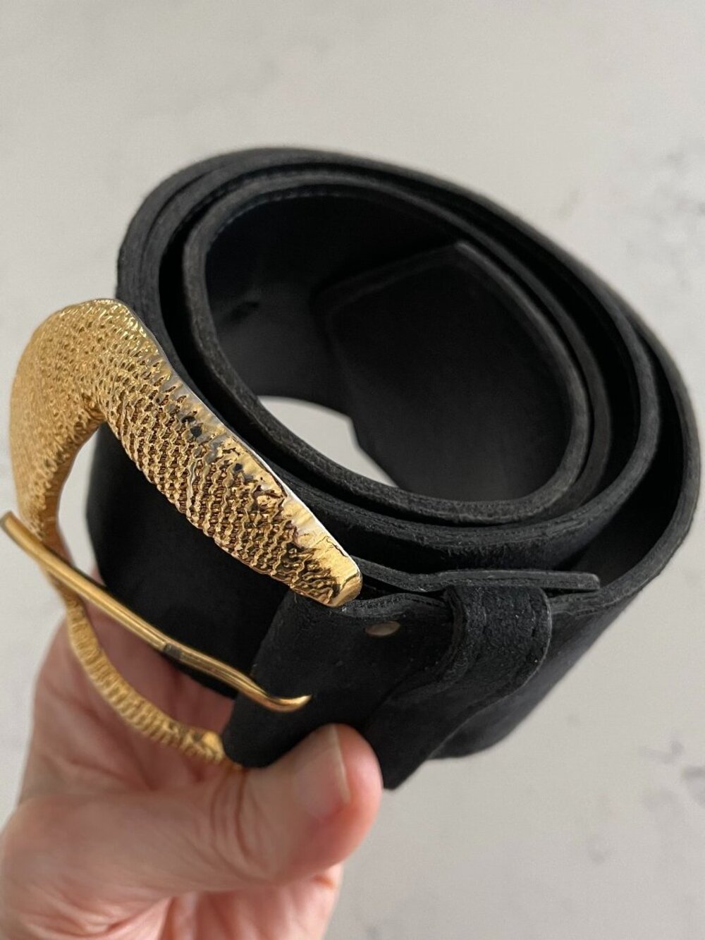 Vintage Suede Stylish Belt Decorative Gold-Tone Metal Buckle Neutral Black S
